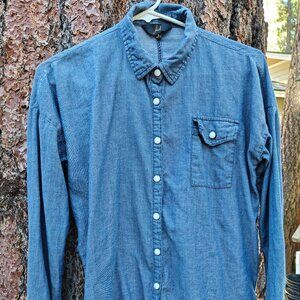 JACK Boutique Pearly Snap Chambray Shirt, Women's Small